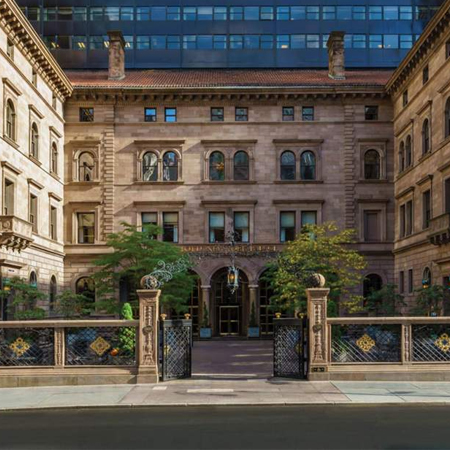 Lotte Palace New York agenda